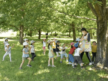 子どもと保育者との関係が温かであること